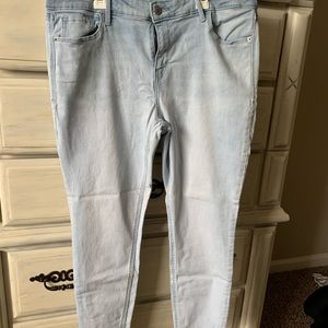 Light wash jeans